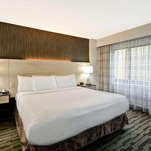 Corner King Suite